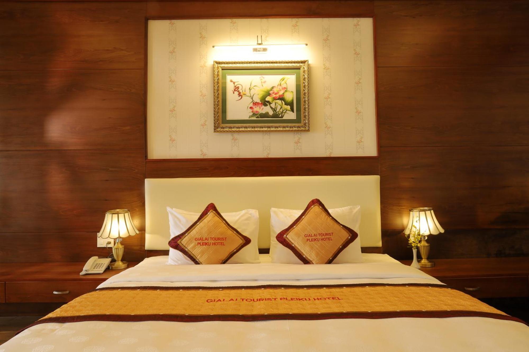 Pleiku Hotel By Gia Lai Tourist Exterior foto
